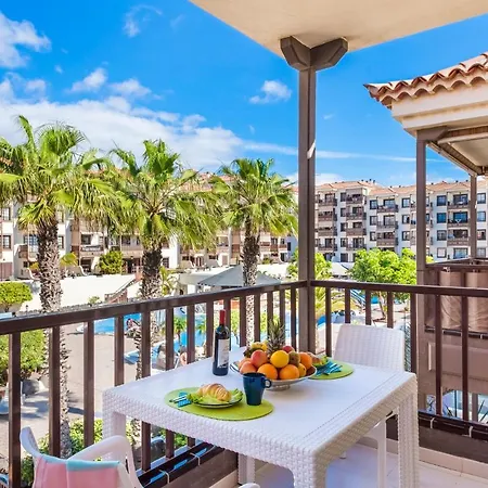 Sunshine Smart Hi-end Services Av Streaming Apartment